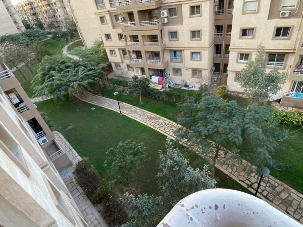 شقة للايجار المفروش بمدينتى بمنطقة (B6)